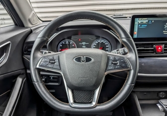 Подержанный автомобиль Москвич 3 2023 года (21 фото)