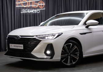 Подержанный автомобиль Chery Arrizo 8 2023 года (28 фото)