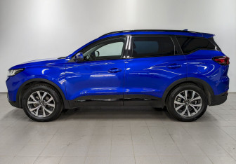 Подержанный автомобиль Chery Tiggo 7 Pro 2022 года (8 фото)