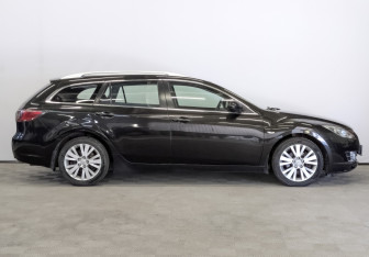 Подержанный автомобиль Mazda 6 Wagon 2008 года (4 фото)