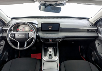 Подержанный автомобиль Haval Jolion 2022 года (14 фото)