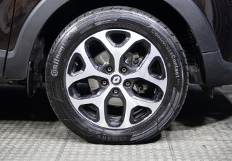 Подержанный автомобиль Renault Kaptur 2019 года (25 фото)