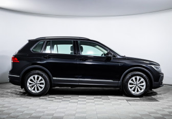 Подержанный автомобиль Volkswagen Tiguan 2020 года (4 фото)