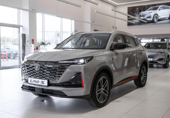 Новый Changan UNI-S 2024 (5 фото)