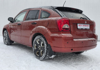 Подержанный автомобиль Dodge Caliber 2007 года (7 фото)