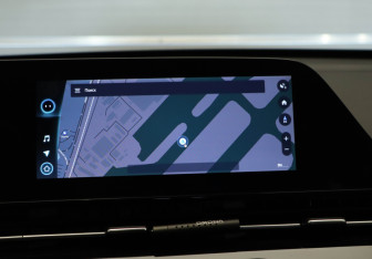 Подержанный автомобиль Omoda C5 2023 года (15 фото)