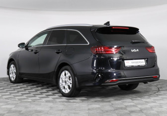 Подержанный автомобиль Kia Ceed Wagon 2021 года (7 фото)