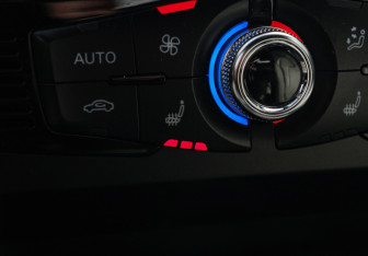 Подержанный автомобиль Audi A4 allroad 2014 года (16 фото)