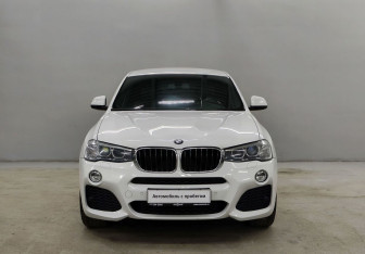 Подержанный автомобиль BMW X4 2016 года (2 фото)