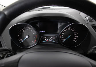 Подержанный автомобиль Ford Kuga 2018 года (12 фото)