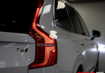 Подержанный автомобиль Volvo XC90 2019 года (34 фото)