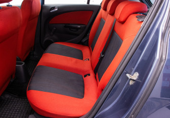 Подержанный автомобиль Opel Corsa 2007 года (11 фото)