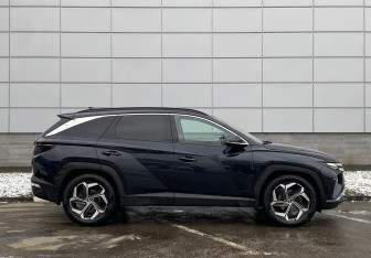 Подержанный автомобиль Hyundai Tucson 2022 года (4 фото)