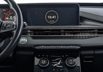 Подержанный автомобиль Exeed LX 2022 года (16 фото)