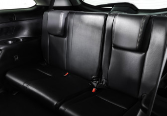 Подержанный автомобиль Toyota Highlander 2014 года (13 фото)