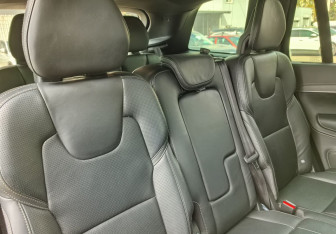 Подержанный автомобиль Volvo XC90 2018 года (15 фото)