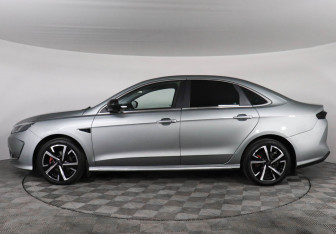 Подержанный автомобиль Kaiyi E5 2023 года (8 фото)