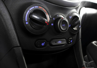 Подержанный автомобиль Hyundai Solaris Sedan 2014 года (12 фото)