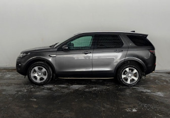 Подержанный автомобиль Land Rover Discovery Sport 2016 года (7 фото)
