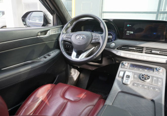Подержанный автомобиль Hyundai Palisade 2021 года (15 фото)