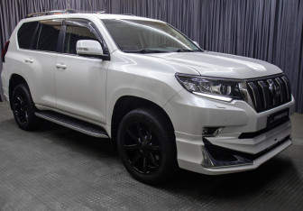 Подержанный автомобиль Toyota Land Cruiser Prado 2018 года (3 фото)