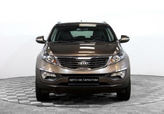 Подержанный автомобиль Kia Sportage 2013 года (2 фото)