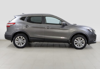 Подержанный автомобиль Nissan Qashqai 2018 года (4 фото)
