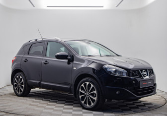 Подержанный автомобиль Nissan Qashqai 2011 года (3 фото)
