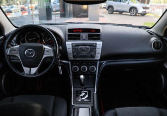 Подержанный автомобиль Mazda 6 Liftback 2008 года (9 фото)