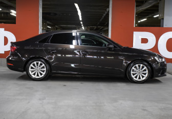 Подержанный автомобиль Audi A3 Sedan 2014 года (4 фото)