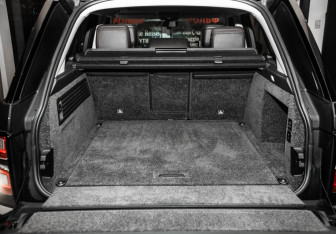 Подержанный автомобиль Land Rover Range Rover 2021 года (24 фото)