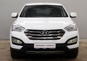 Подержанный автомобиль Hyundai Santa Fe 2012 года (2 фото)