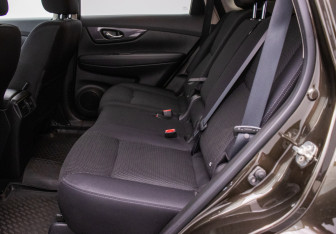 Подержанный автомобиль Nissan X-Trail 2021 года (11 фото)