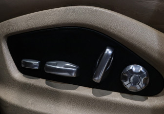 Подержанный автомобиль Porsche Cayenne 2018 года (13 фото)