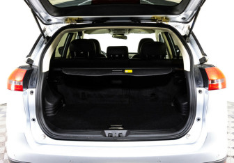 Подержанный автомобиль Geely Atlas 2021 года (19 фото)