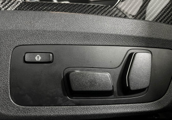 Подержанный автомобиль BMW M3 Sedan 2025 года (21 фото)