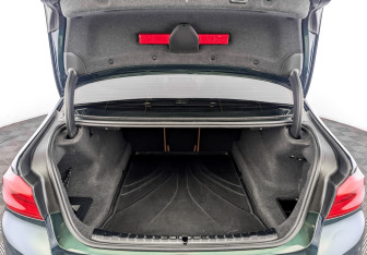 Подержанный автомобиль BMW M5 Sedan 2019 года (10 фото)