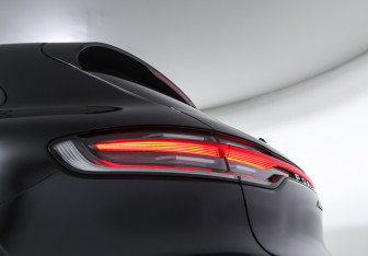 Подержанный автомобиль Porsche Macan 2020 года (22 фото)
