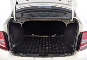 Подержанный автомобиль LADA (ВАЗ) Granta Sedan 2023 года (10 фото)