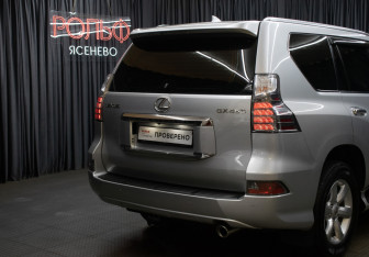 Подержанный автомобиль Lexus GX 2016 года (24 фото)