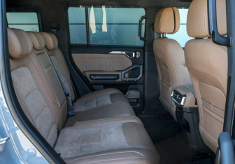 Подержанный автомобиль Jetour T2 2024 года (12 фото)