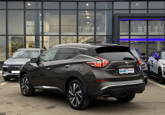 Подержанный автомобиль Nissan Murano Suv 2020 года (7 фото)