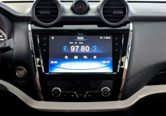 Подержанный автомобиль DongFeng DF6 2022 года (15 фото)