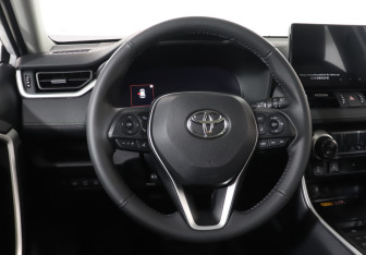 Новый Toyota RAV4 2025 (18 фото)