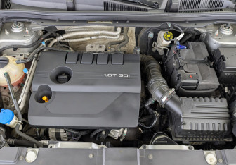 Подержанный автомобиль Omoda C5 2023 года (9 фото)