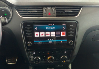 Подержанный автомобиль Skoda Octavia Liftback 2018 года (14 фото)