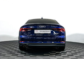 Подержанный автомобиль Audi A5 Liftback 2018 года (6 фото)