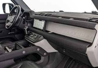 Подержанный автомобиль Land Rover Defender Suv 2021 года (13 фото)