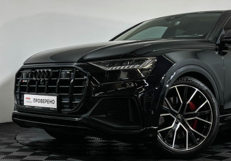 Подержанный автомобиль Audi SQ8 2019 года (28 фото)
