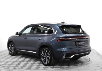 Подержанный автомобиль Geely Monjaro 2023 года (7 фото)